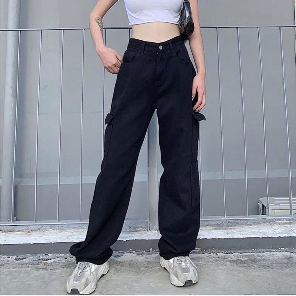 Yesstyle Black Cargo Pants
